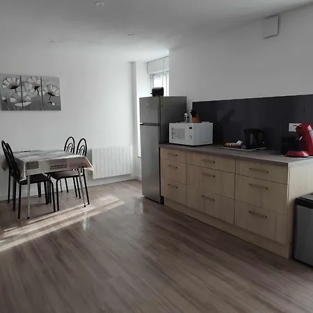 Appartement Des Mezieres Brusvily